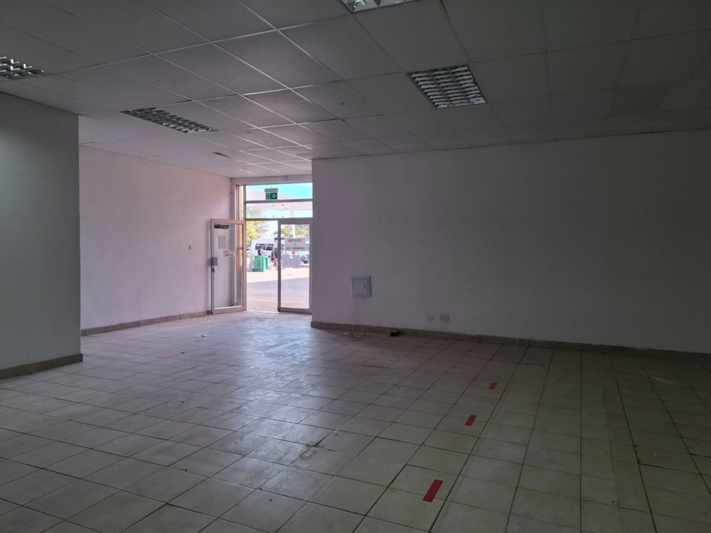 Commercial Building to rent in Jwaneng, Southern District, Botswana - 3BO1742122 Commercial Building to rent in Jwaneng, Southern District, Botswana - 3BO1742122