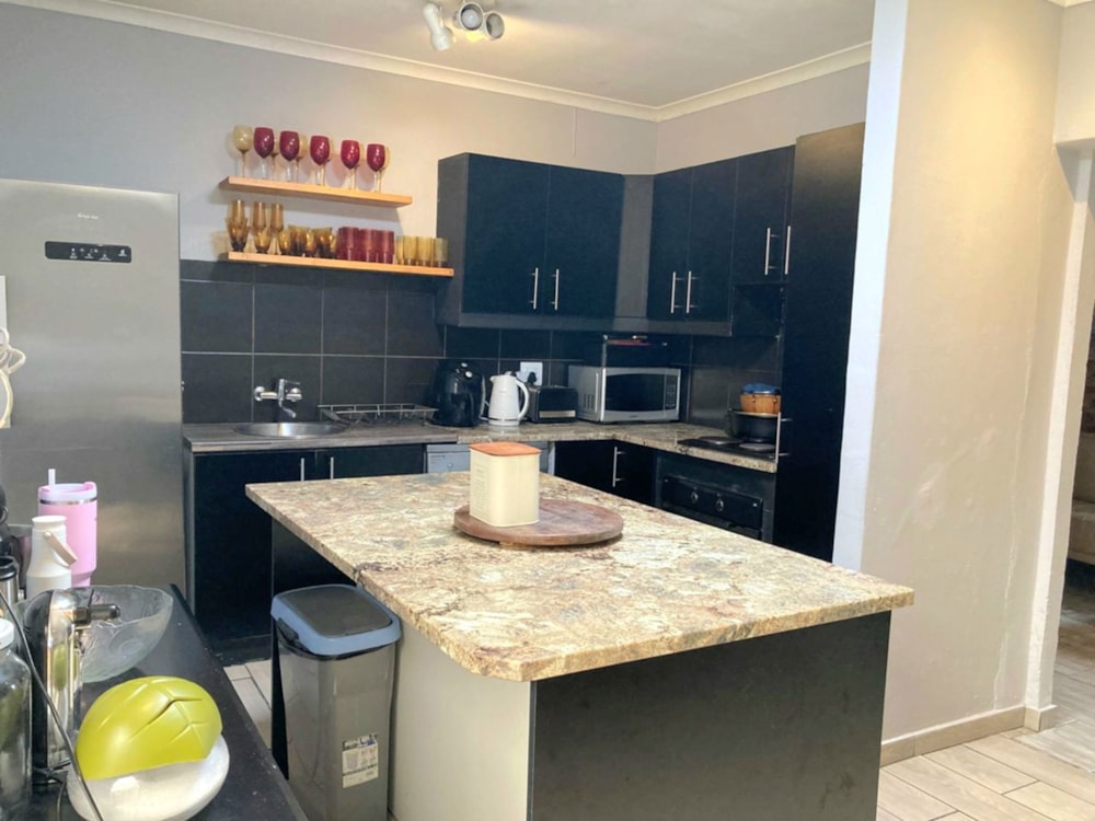 House for sale in Glenwood, Goodwood - 1AH1743111 House for sale in Glenwood, Goodwood - 1AH1743111