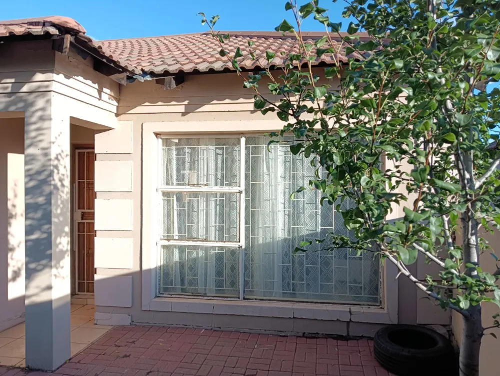 Townhouse sold in Brandfort - 1BX1742437 Townhouse sold in Brandfort - 1BX1742437