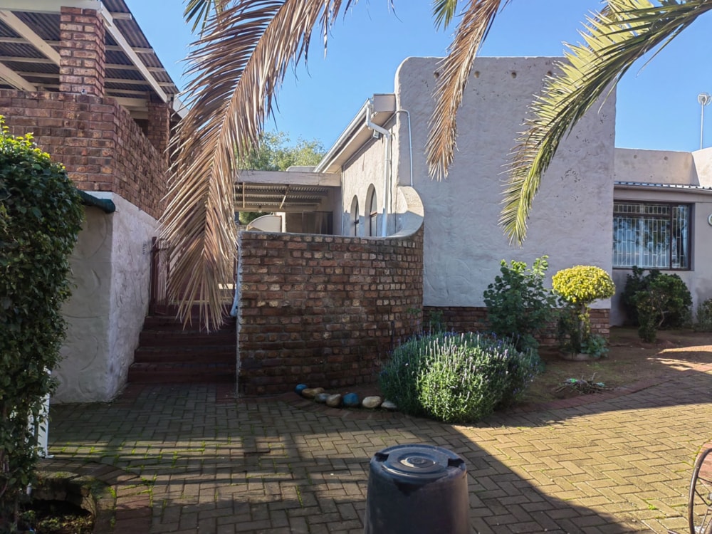House sold in Oudtshoorn Central - 1OU1738144