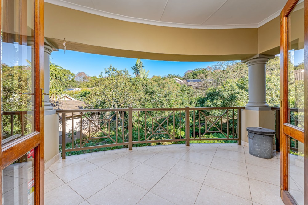 Apartment for sale in Le Domaine Estate - 1KF1741834