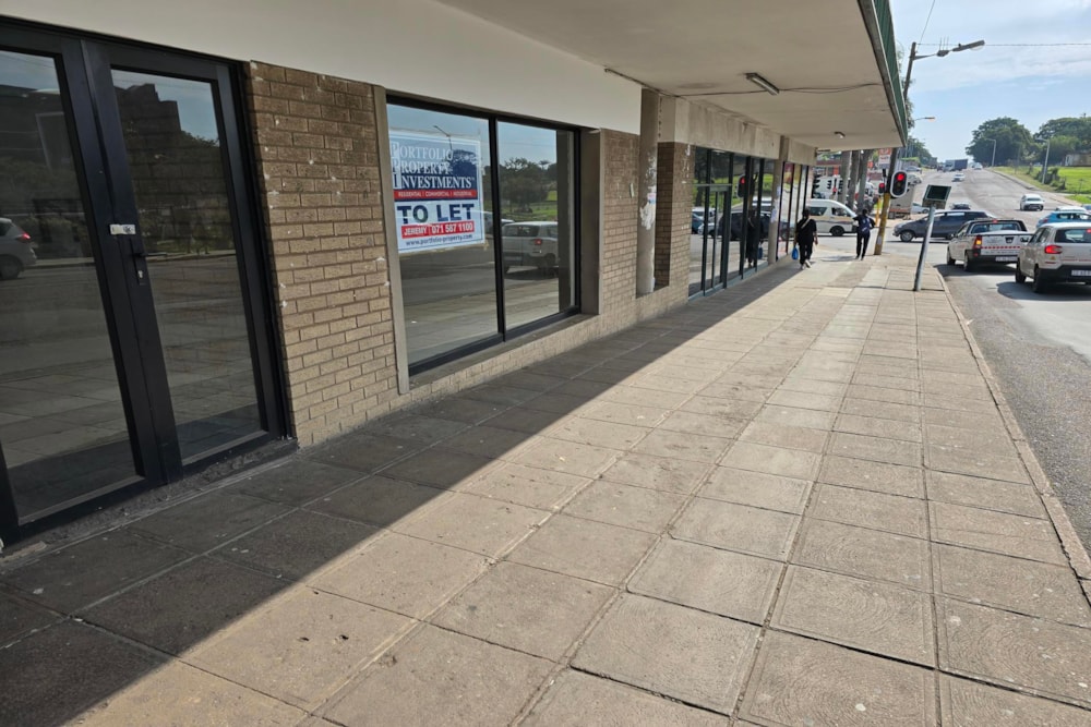 Commercial retail property to rent in Pinetown - 1WP1741906
