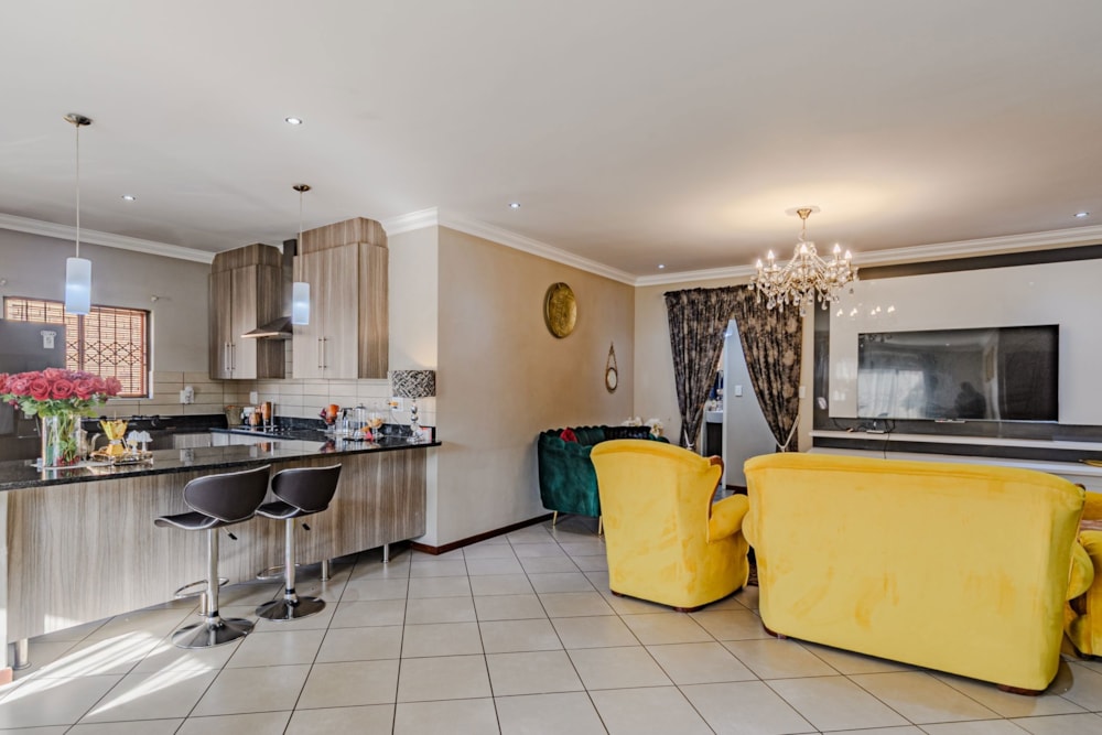 Single-storey house for sale in Monavoni - CN1741635 Single-storey house for sale in Monavoni - CN1741635