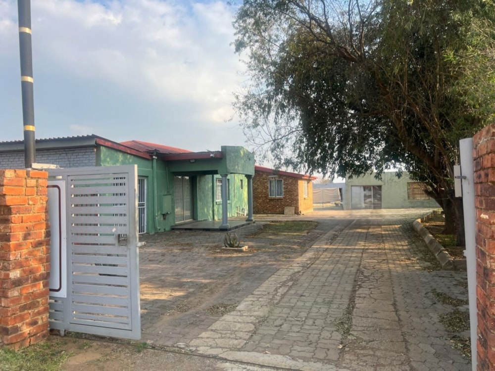 House for sale in Lilyvale , Benoni - EN1743488 House for sale in Lilyvale , Benoni - EN1743488