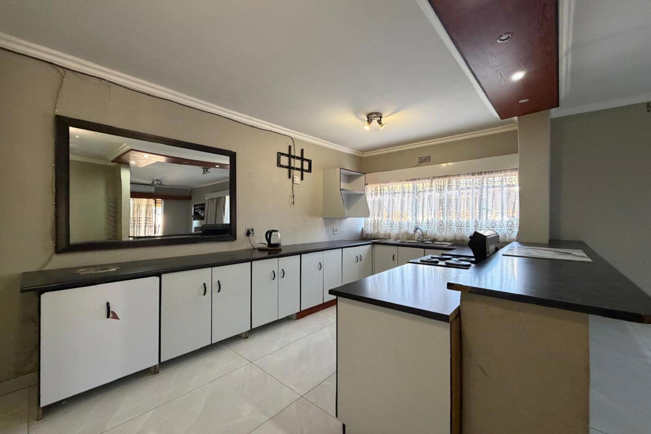 House to rent in Vanderbijlpark CW 3 - 1VT1742678