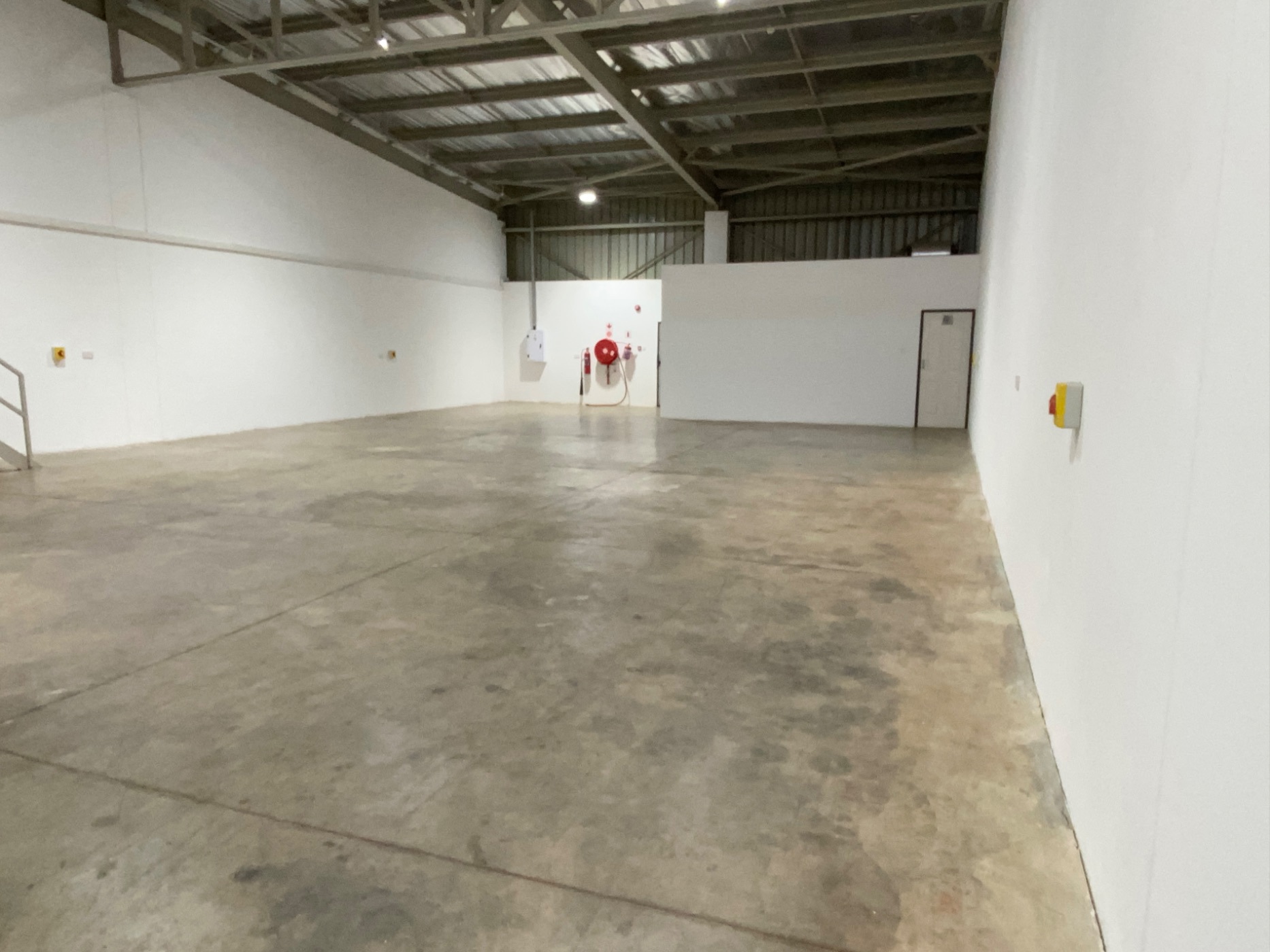 Commercial industrial property to rent in Commerce Park, Botswana - 3BO1741936