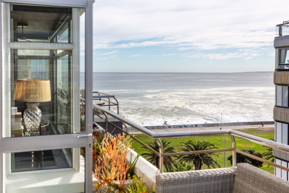 Apartment for sale in Sea Point - AS1741510 Apartment for sale in Sea Point - AS1741510