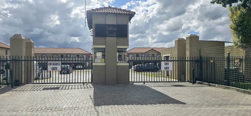 Security complex home for sale in Brits - 1HR1741143 Security complex home for sale in Brits - 1HR1741143