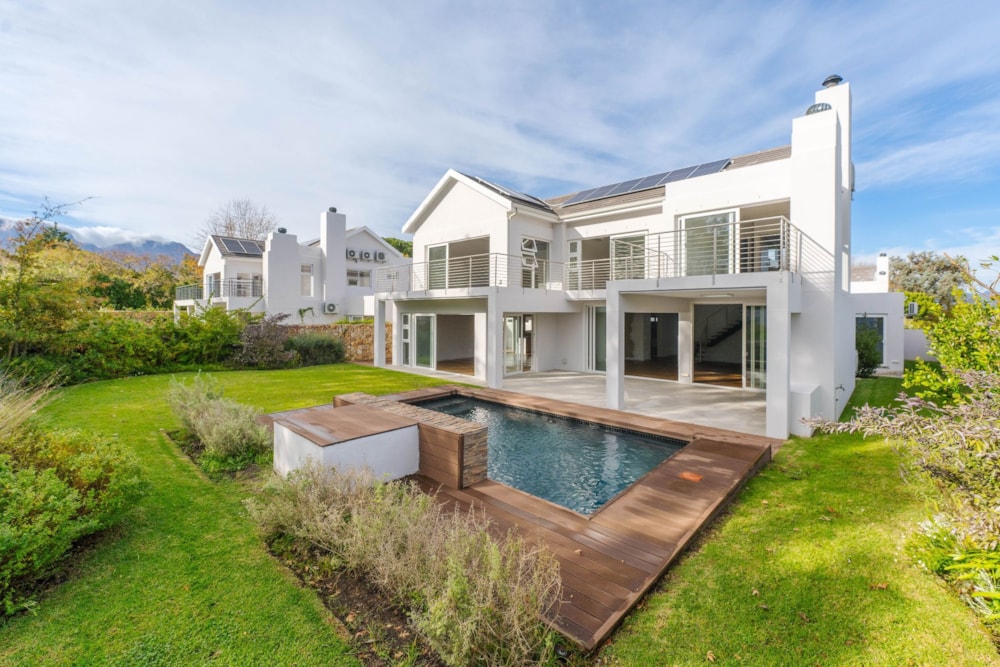House for sale in Natures Valley, Somerset West - SW1748389 House for sale in Natures Valley, Somerset West - SW1748389