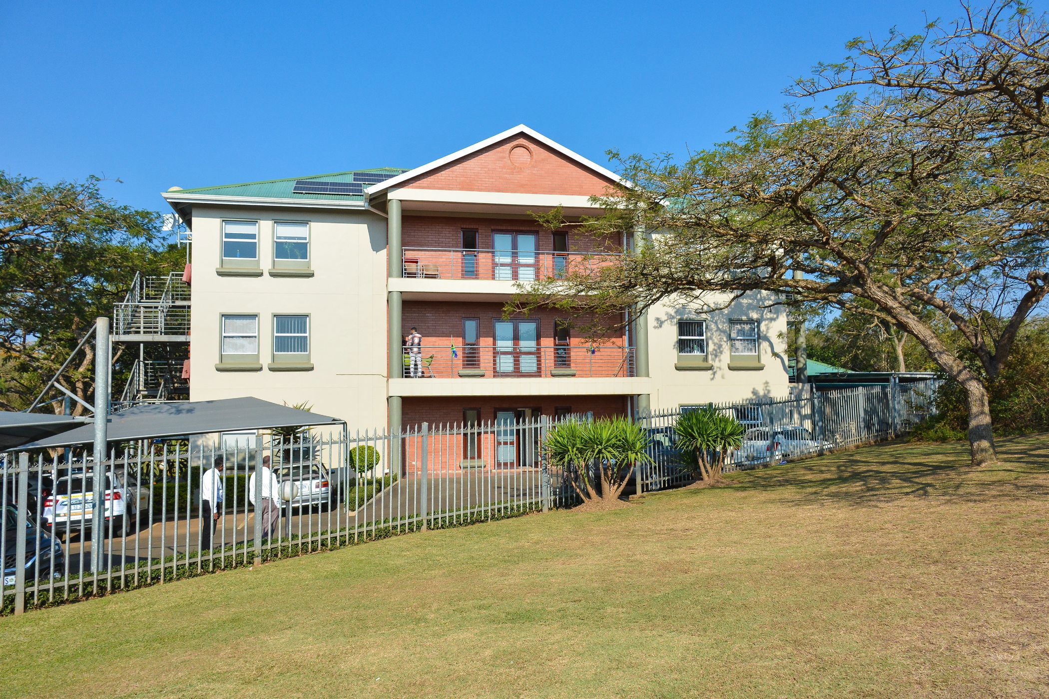 Commercial office for sale in Hayfields - 1PM1743701