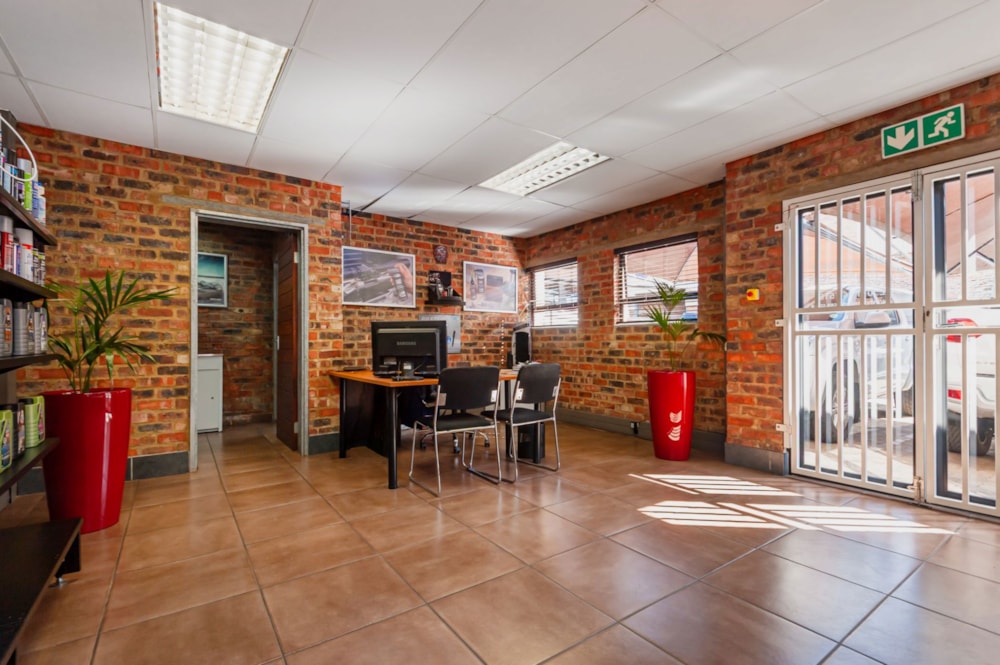 Commercial industrial property for sale in New Market Park - 1GV1740934