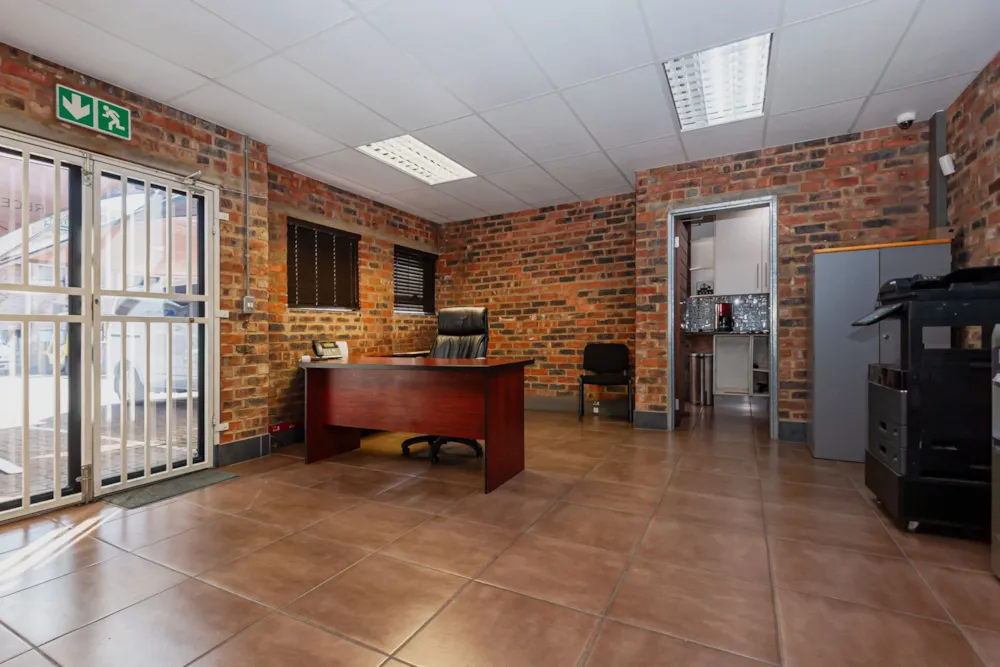 Commercial industrial property for sale in New Market Park - 1GV1740933 Commercial industrial property for sale in New Market Park - 1GV1740933