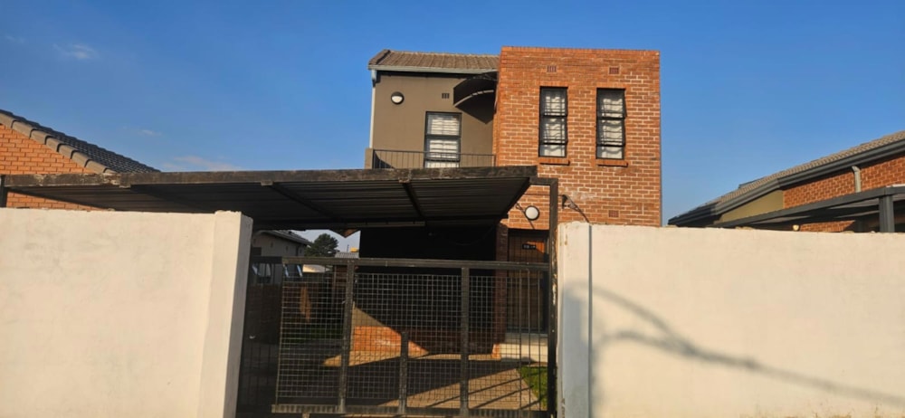 House for sale in South Hills - 1GV1741245