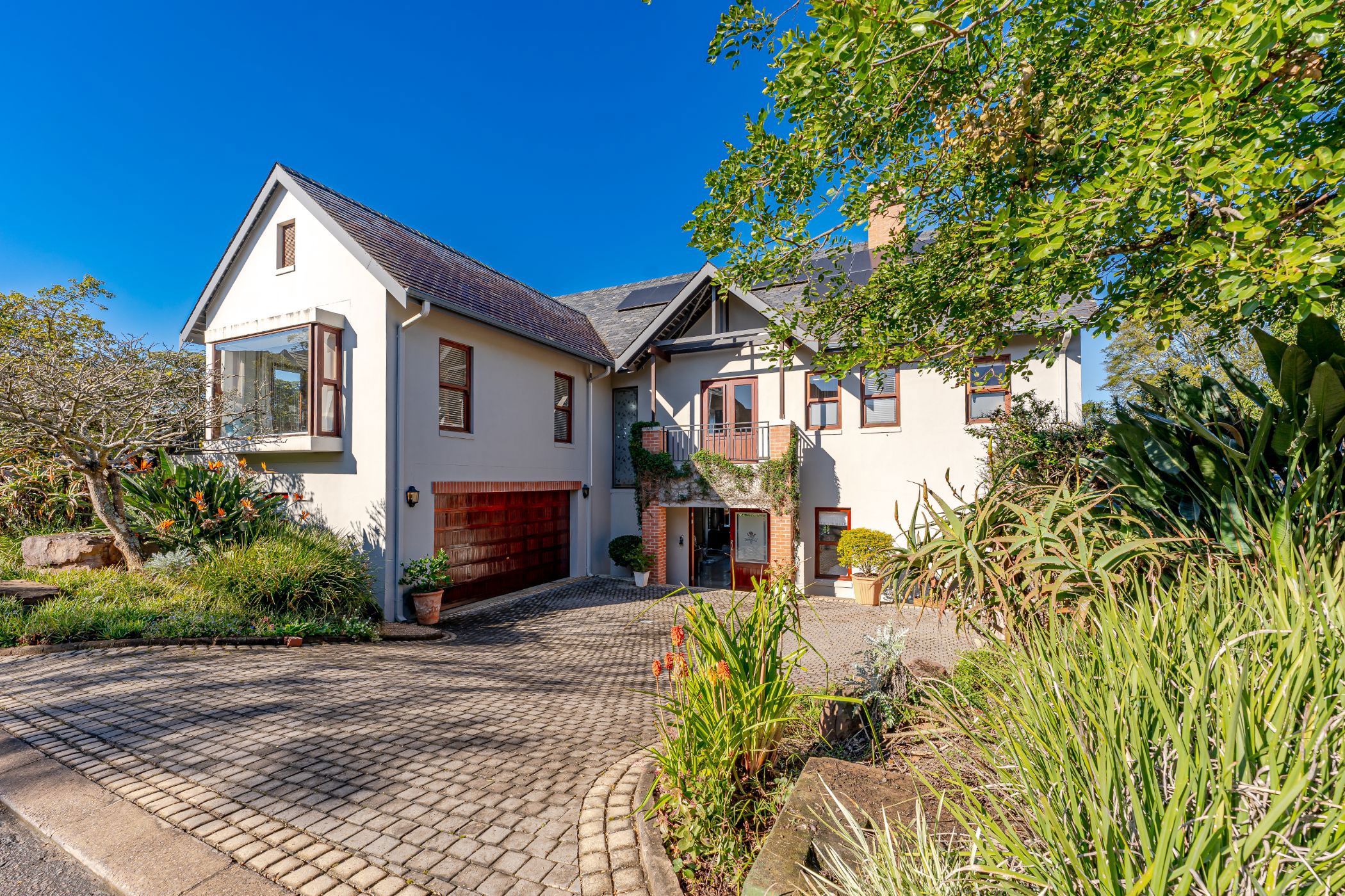 Golf estate house for sale in Cotswold Downs Estate - 1KF1741579