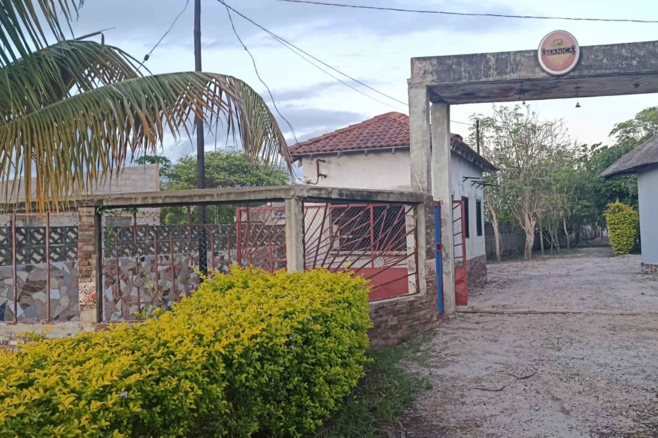 Commercial business for sale in Manica, Mozambique - 3MQ1741539