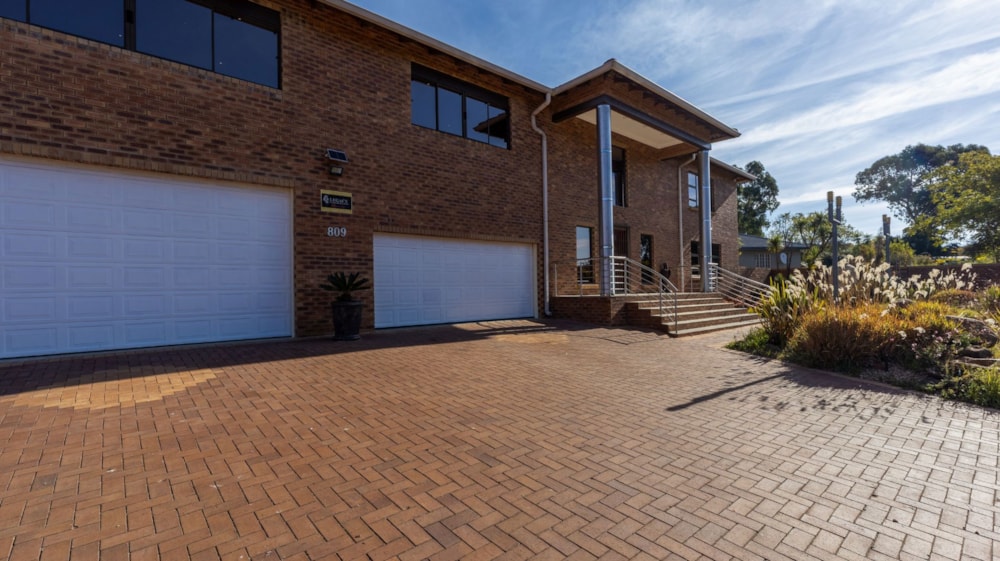 Double-storey house for sale in Vaal Marina, Gauteng - 1VT1741945