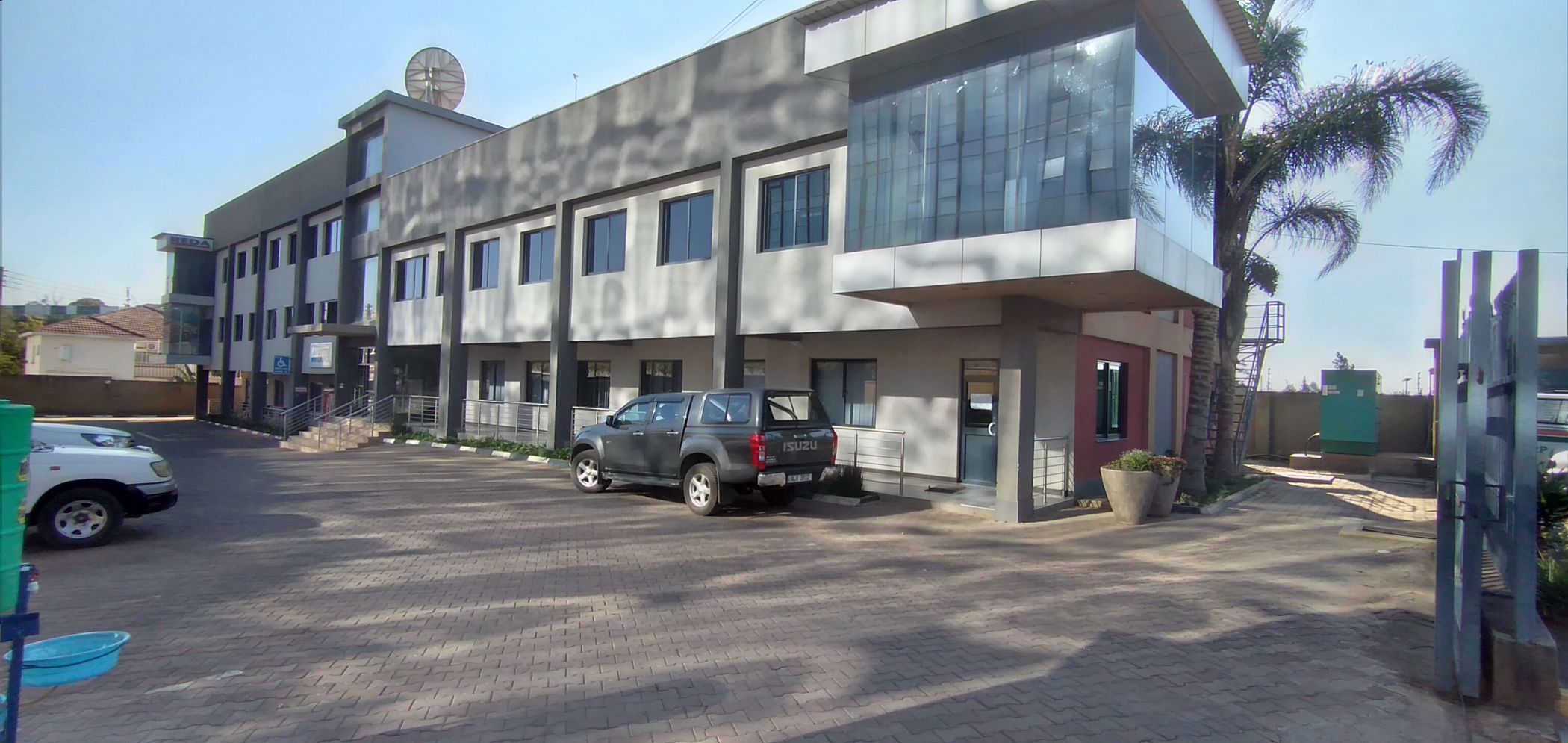 Commercial office to rent in Olympia Park, Zambia - 3ZA1741490