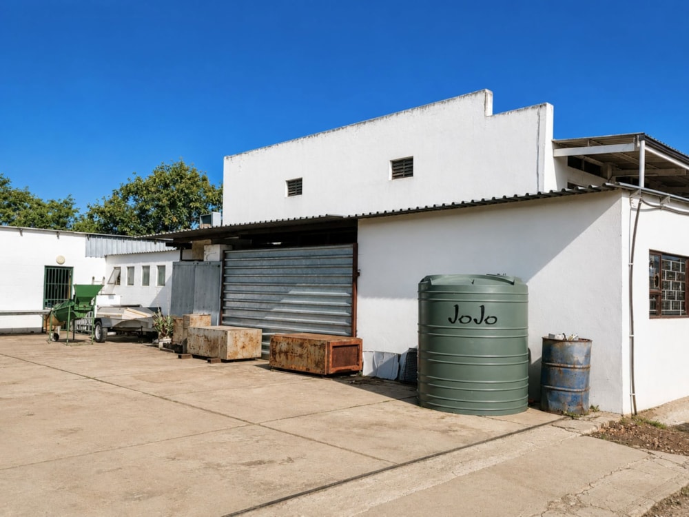 Commercial industrial property for sale in Oudtshoorn South - 1OU1741937