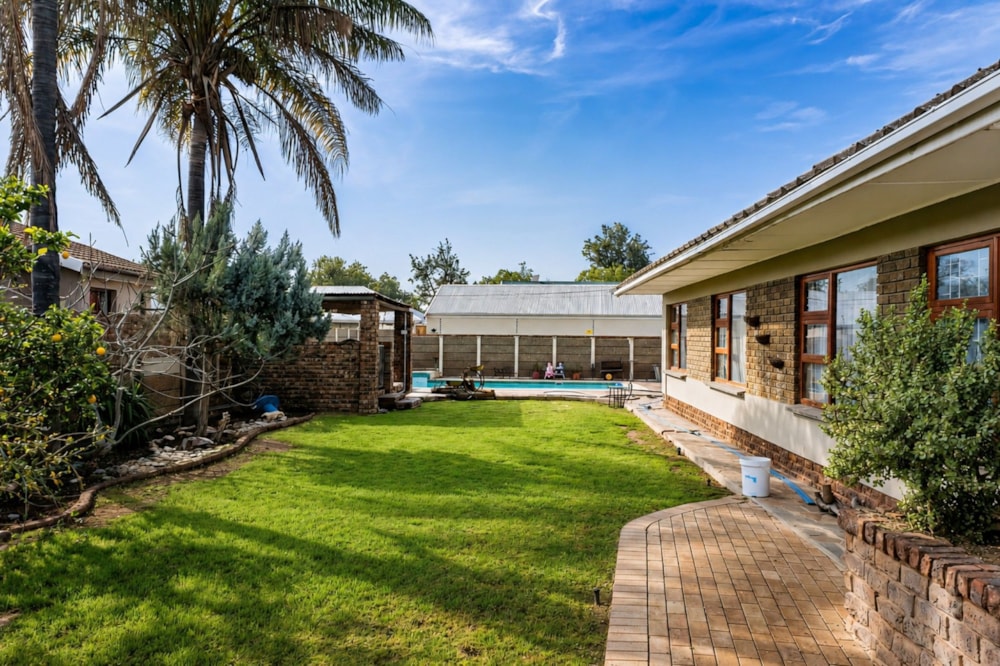 House for sale in Wesbank, Oudtshoorn - 1OU1741572