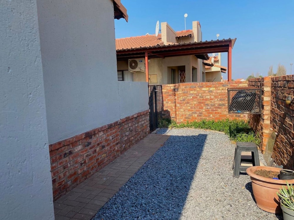 House to rent in Kathu Centre - 1RN1741584
