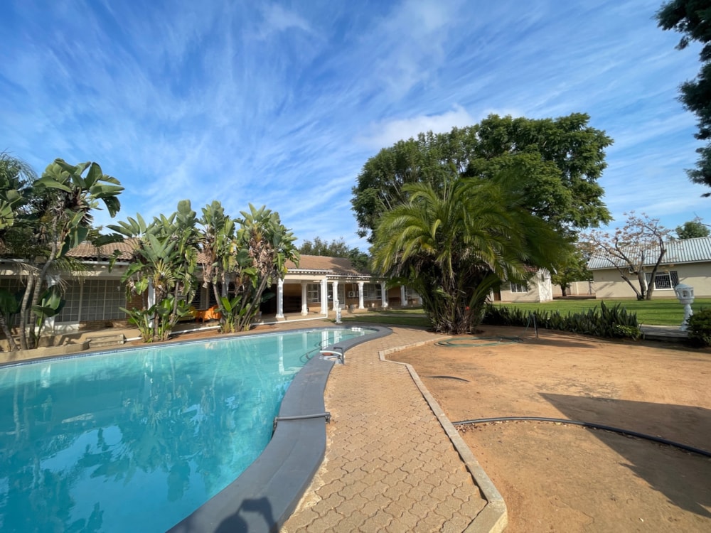Security estate home for sale in Gaborone North, Botswana - 3BO1741751