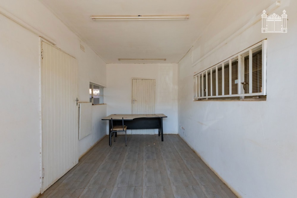 Commercial industrial property for sale in Bluffhill, Zimbabwe - 3ZB1741622