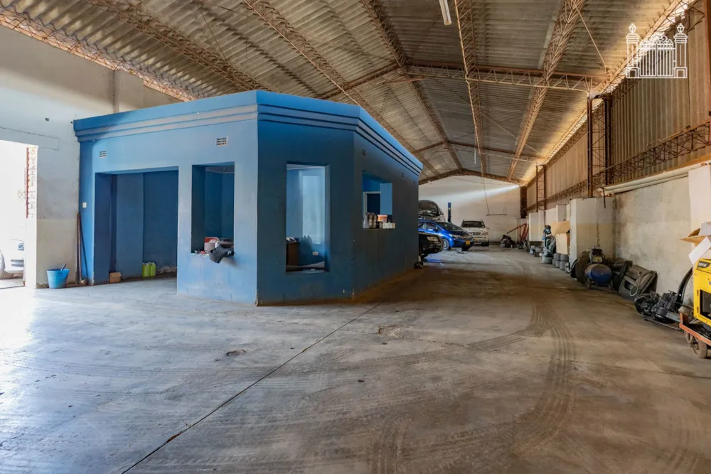 Commercial industrial property for sale in Bluffhill, Zimbabwe - 3ZB1741622 Commercial industrial property for sale in Bluffhill, Zimbabwe - 3ZB1741622