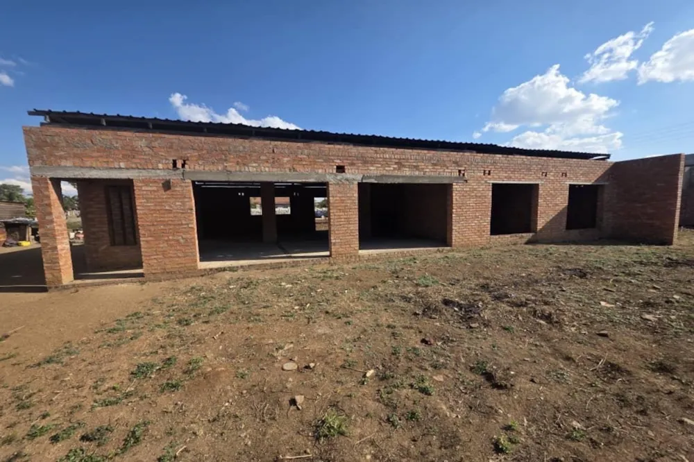House for sale in Parklands, Bulawayo, Zimbabwe - 3ZB1741644 House for sale in Parklands, Bulawayo, Zimbabwe - 3ZB1741644