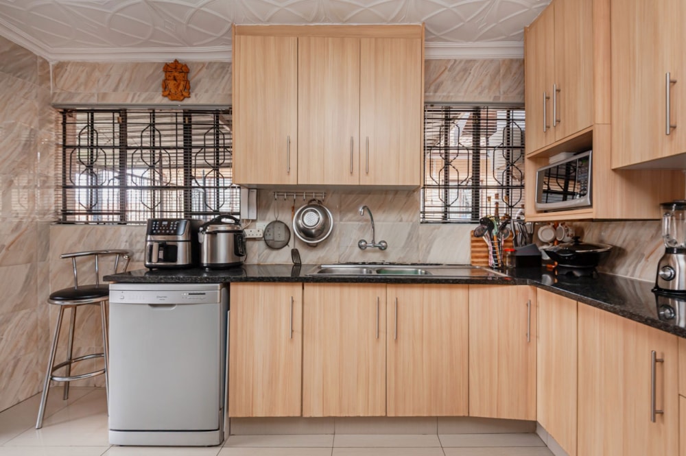 House for sale in Lenasia South - 1GV1741667