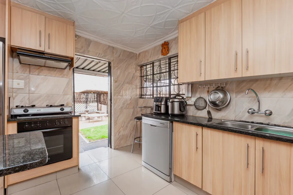 House for sale in Lenasia South - 1GV1741667 House for sale in Lenasia South - 1GV1741667