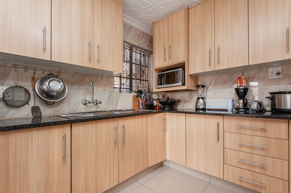 House for sale in Lenasia South - 1GV1741667