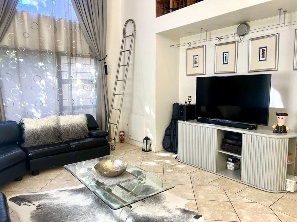 Double-storey cluster to rent in River Club, Sandton - JBL1741684 Double-storey cluster to rent in River Club, Sandton - JBL1741684