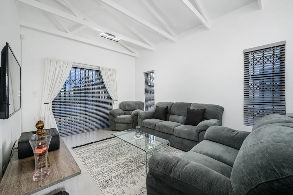 House for sale in Parsons Vlei - 1PLZ1741710
