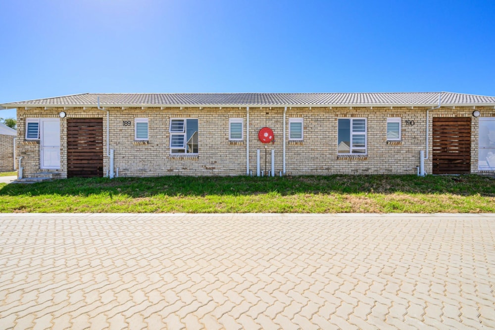 Townhouse for sale in Fairview, Port Elizabeth, Gqeberha - 1PLZ1741734