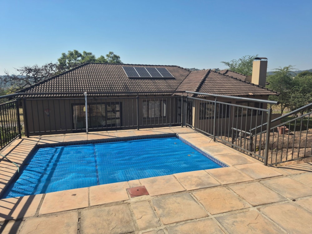 Double-storey house for sale in Ntulo Wildlife Estate - 1NS1741811