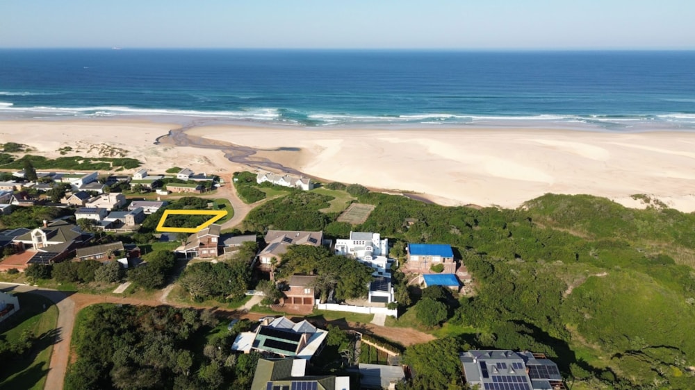 Vacant land for sale in Oyster Bay, Eastern Cape - 1SA1741768 Vacant land for sale in Oyster Bay, Eastern Cape - 1SA1741768