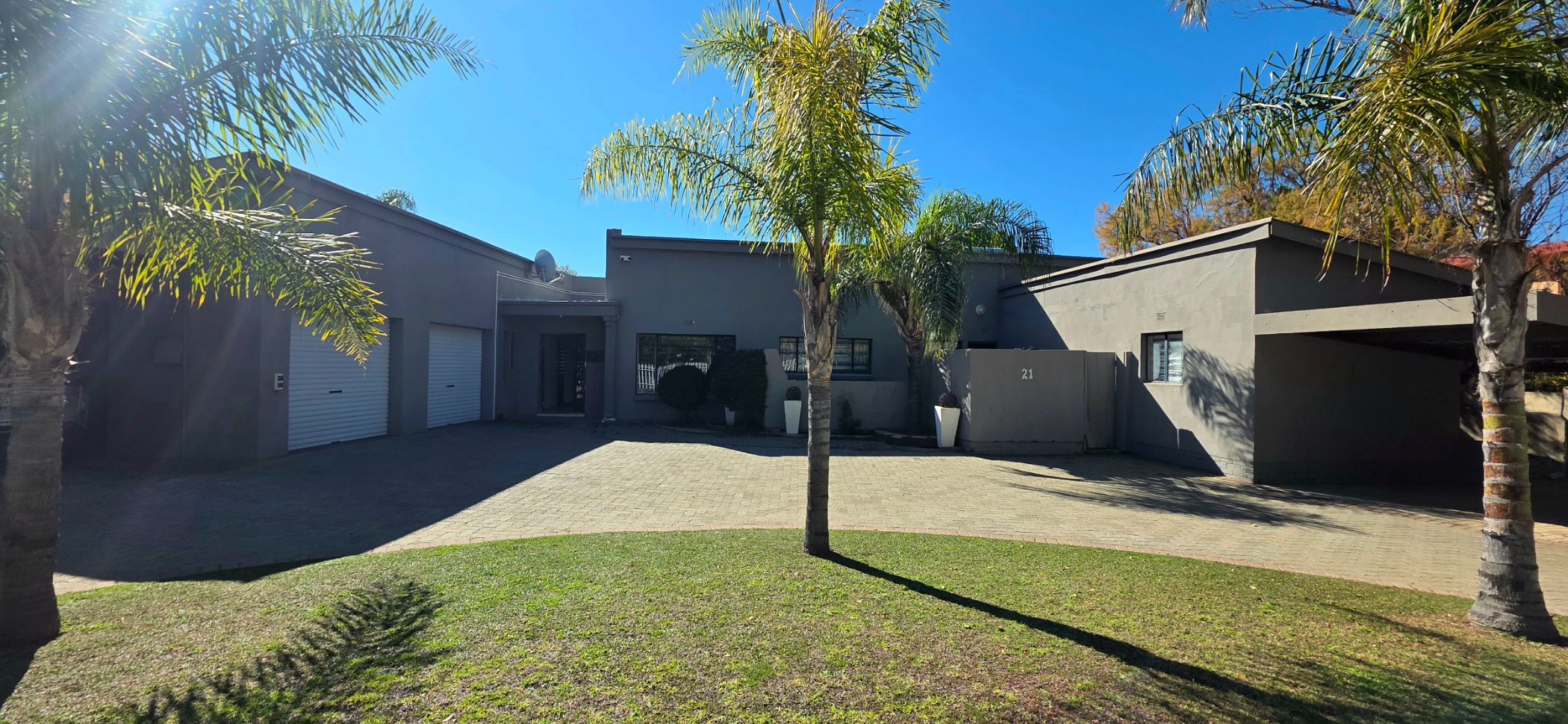 House for sale in Jim Fouche Park - 1WM1742275