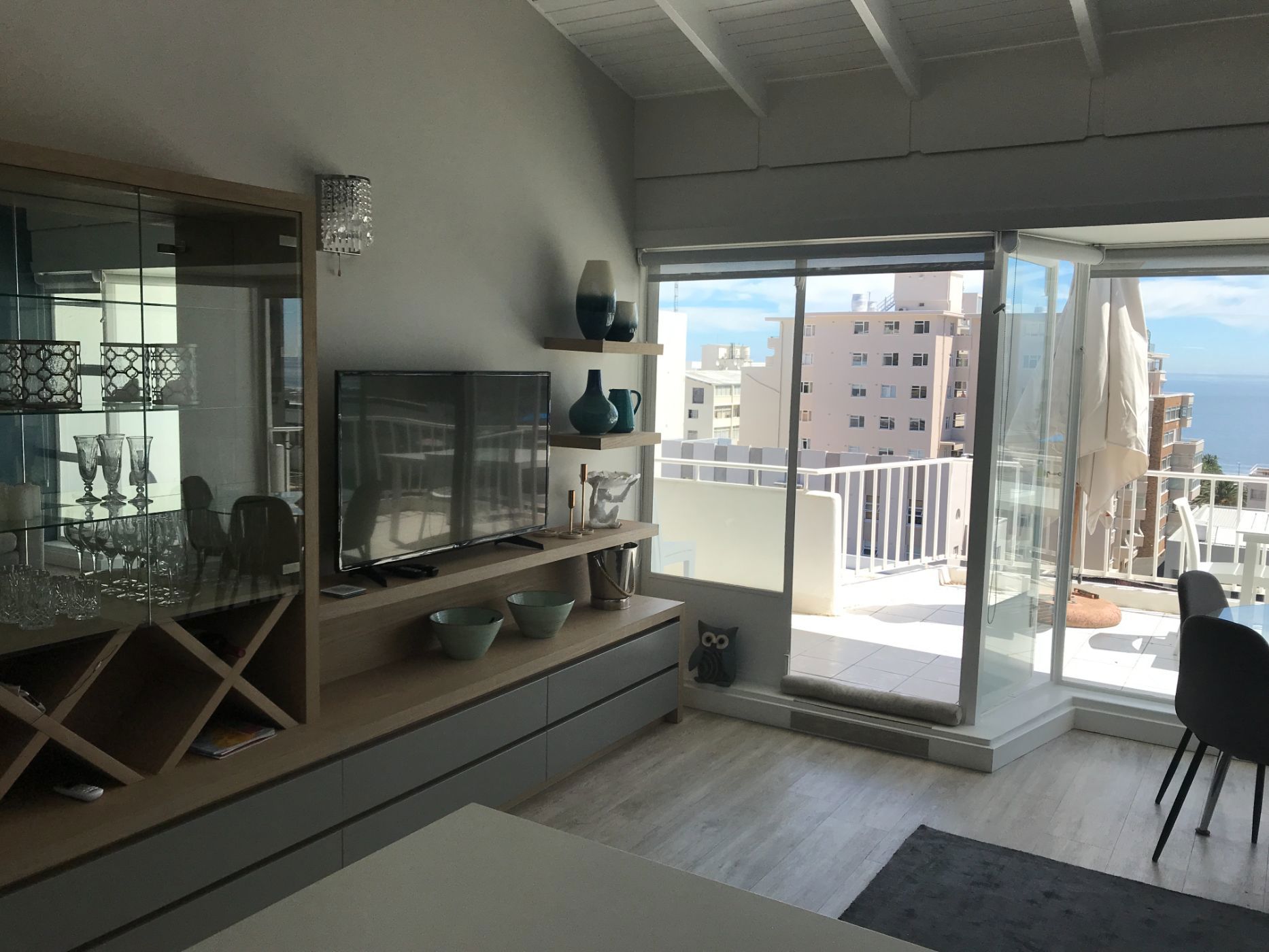 Apartment to rent in Sea Point - ASL1742195