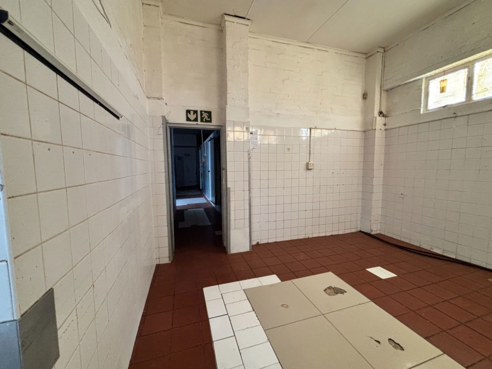 Commercial Building to rent in East Bank - 1PF1742145 Commercial Building to rent in East Bank - 1PF1742145