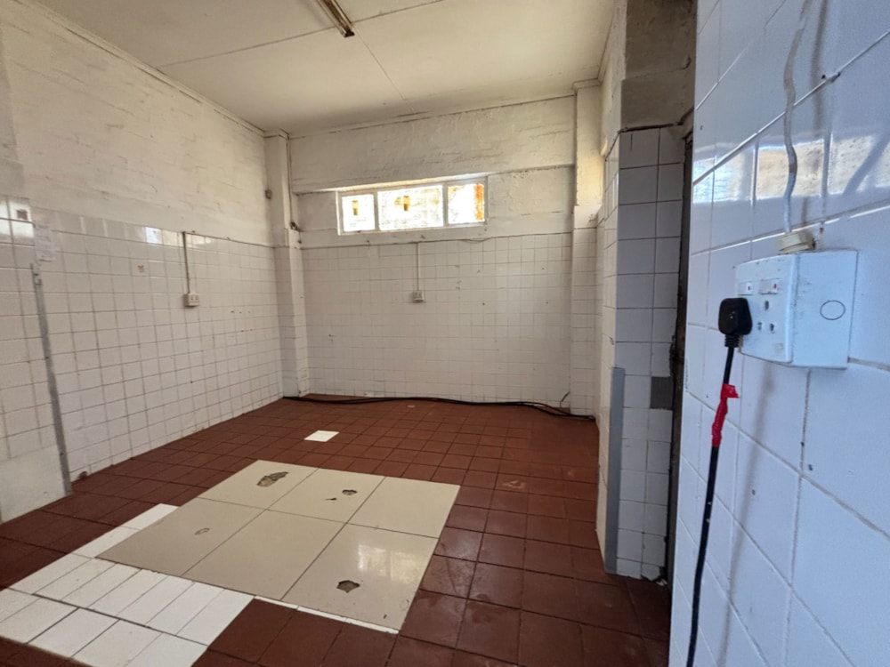 Commercial Building to rent in East Bank - 1PF1742145 Commercial Building to rent in East Bank - 1PF1742145