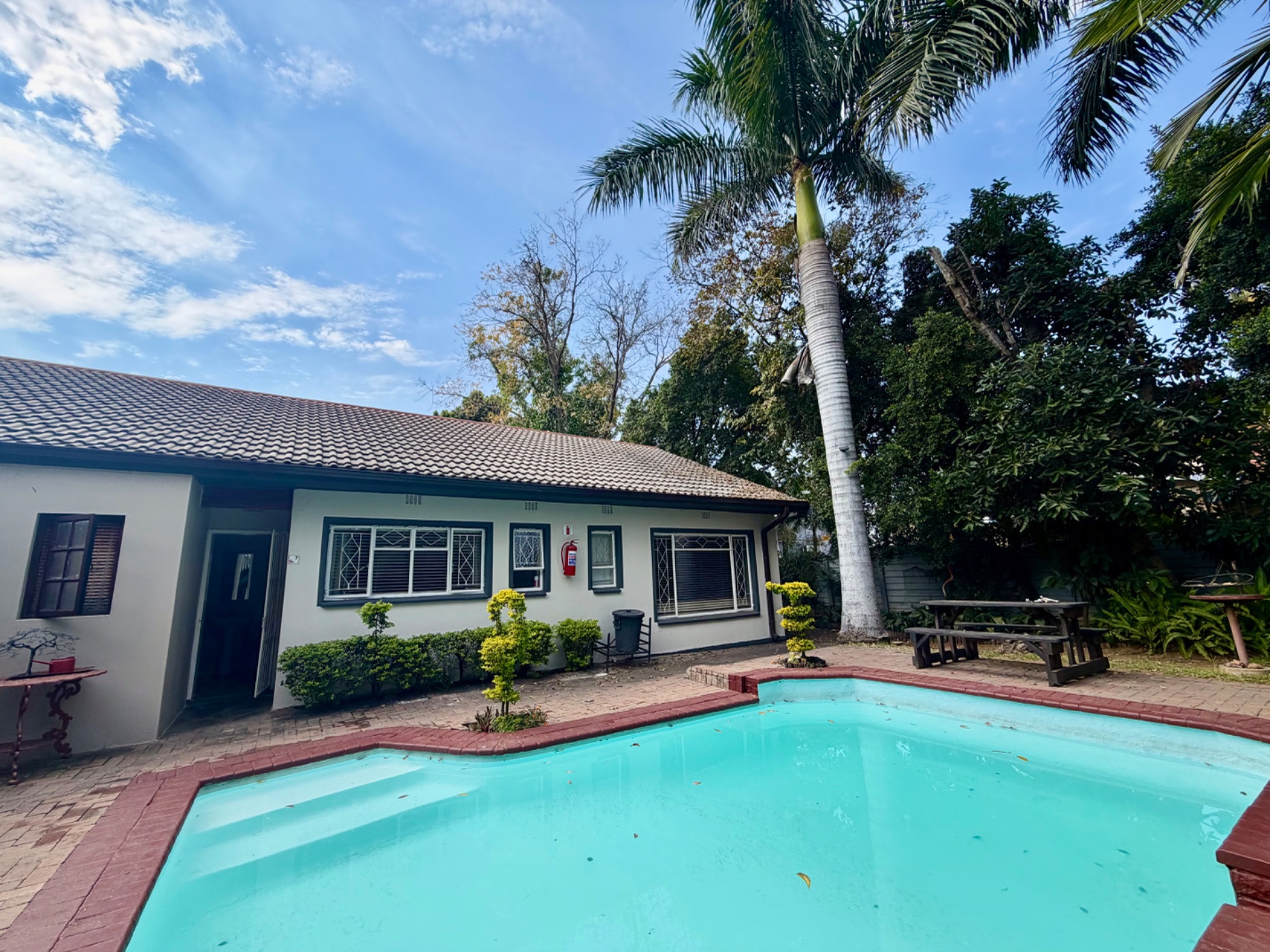 Bachelor apartment to rent in Rustenburg - 1RU1741902