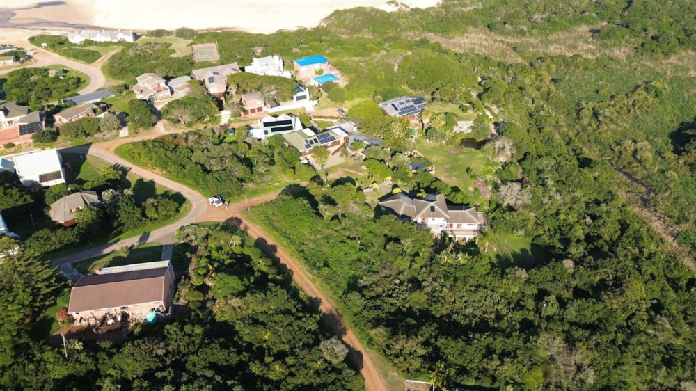 Double-storey house for sale in Oyster Bay, Eastern Cape - 1SA1741912 Double-storey house for sale in Oyster Bay, Eastern Cape - 1SA1741912