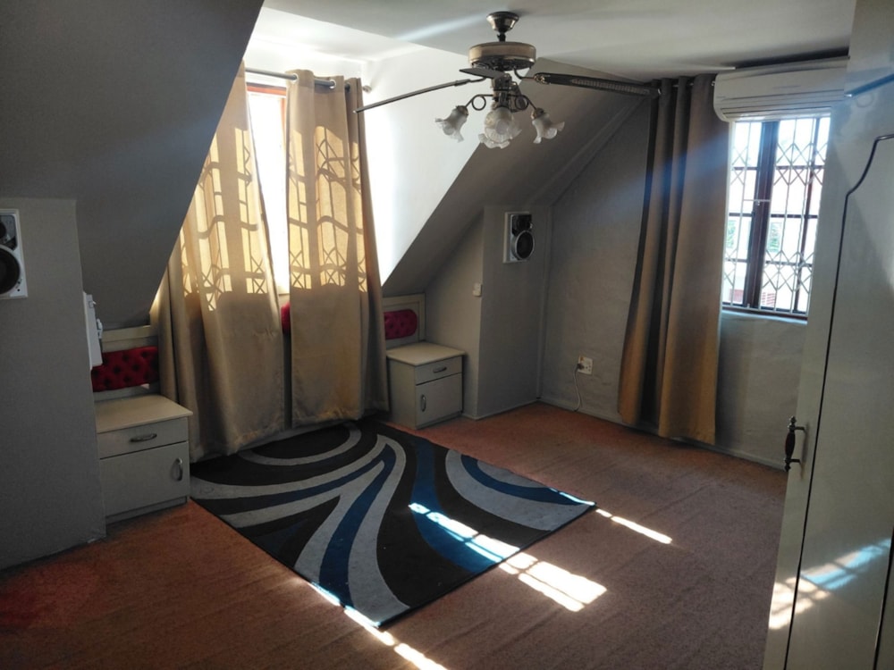 House to rent in Phoenix, KwaZulu-Natal - 1DBN1741946