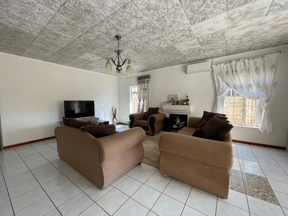 House for sale in Block 3, Botswana - 3BO1742134