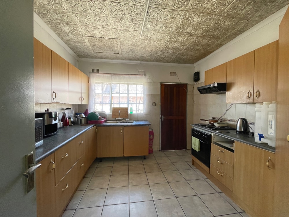 House for sale in Block 3, Botswana - 3BO1742134