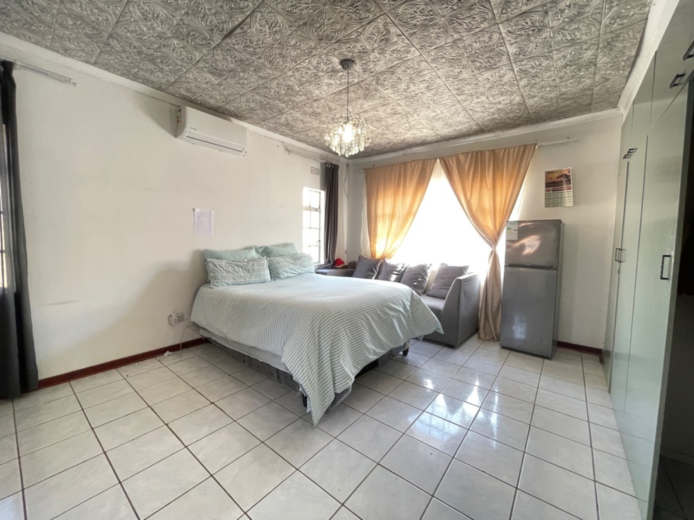 House for sale in Block 3, Botswana - 3BO1742134