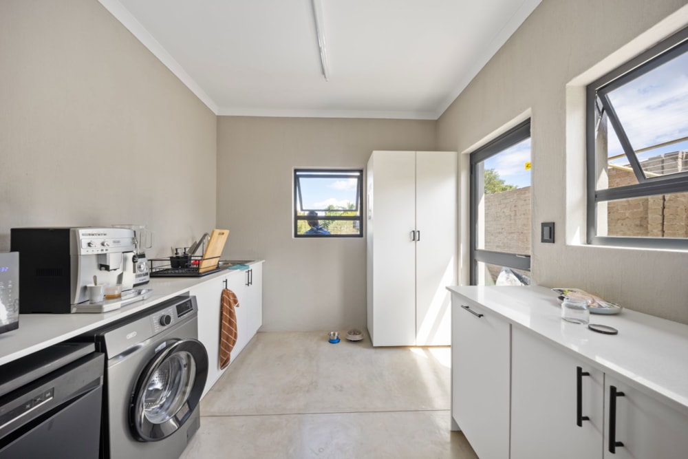 Apartment to rent in Raptors View Wildlife Estate - 1HS1741955