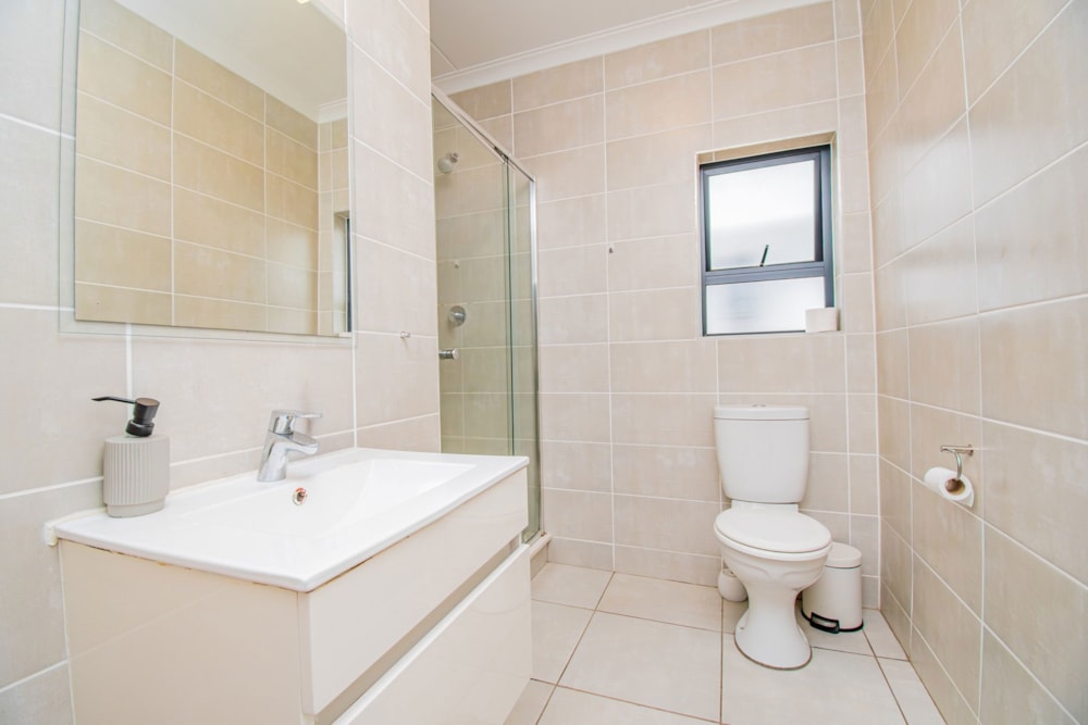 Bachelor apartment for sale in Blyde Riverwalk Estate - PT1746923