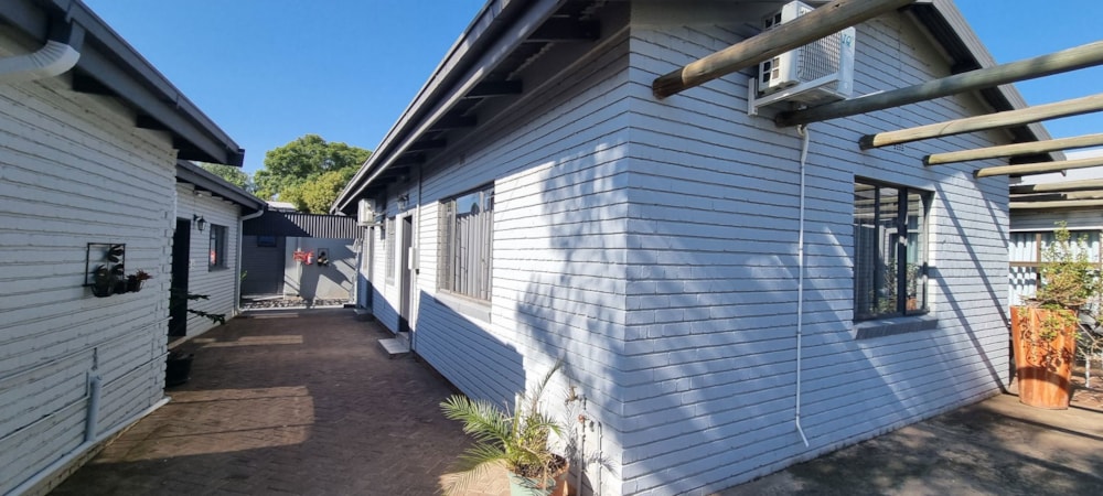 Commercial Building for sale in Labram - 1KJ1742692 Commercial Building for sale in Labram - 1KJ1742692