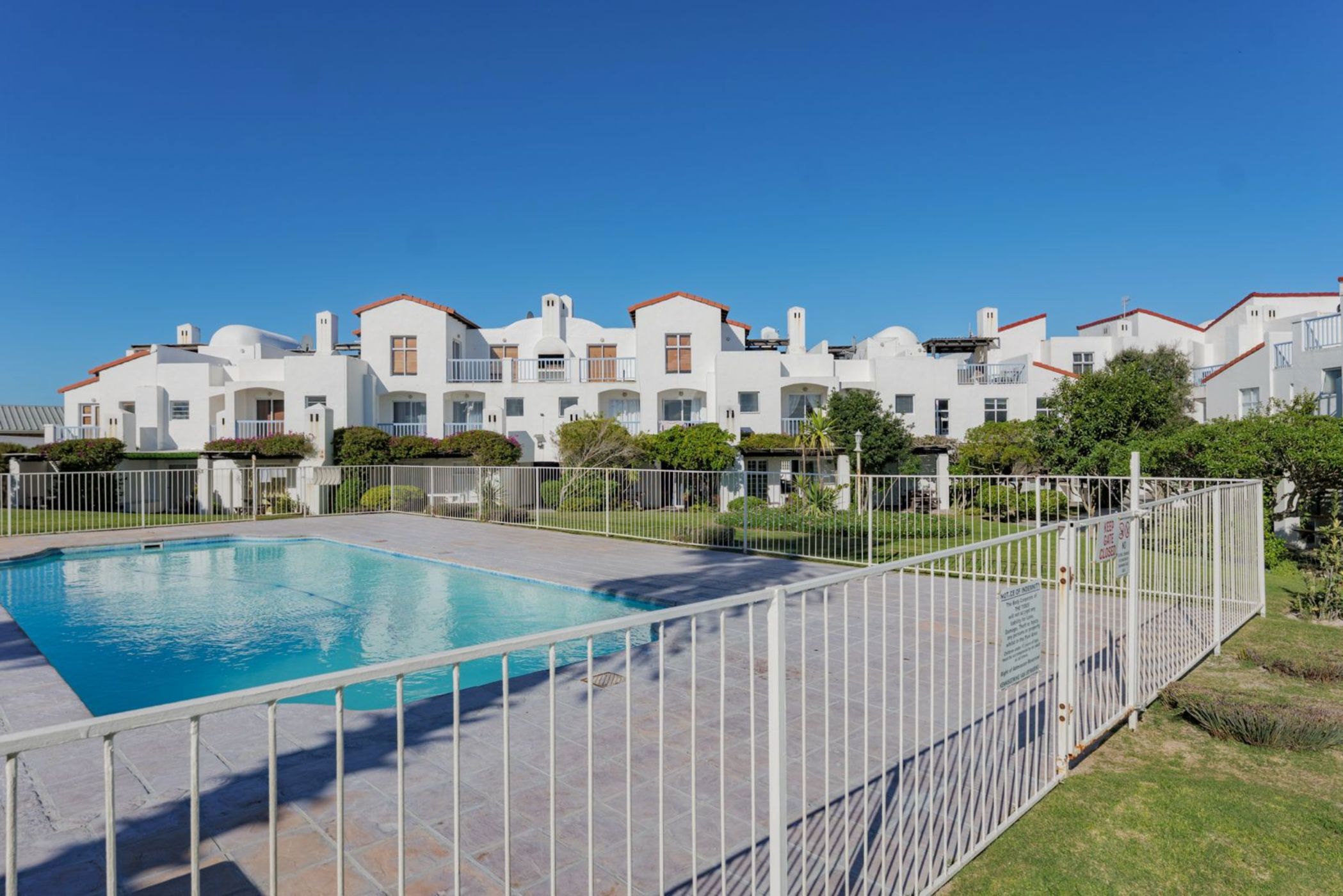 Apartment for sale in Struisbaai - 1SW1741993